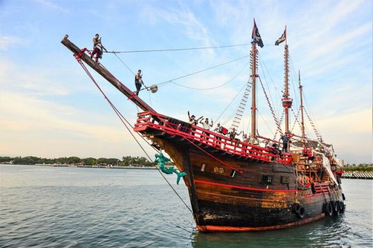 Puerto Vallarta Pirate Sailing Cruise