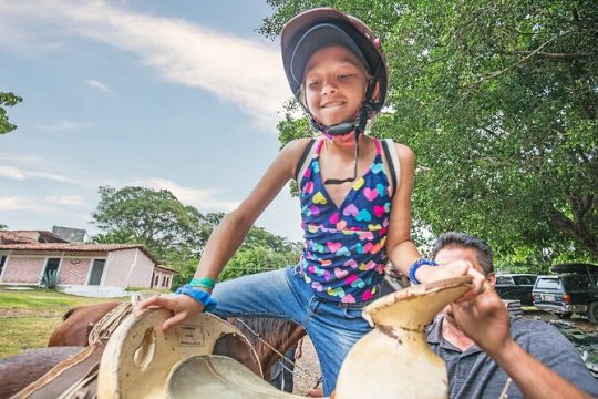 Horseback Riding Tour in Sierra Madre from Puerto Vallarta