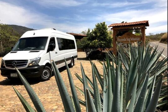 Private San Sebastian del Oeste Tour